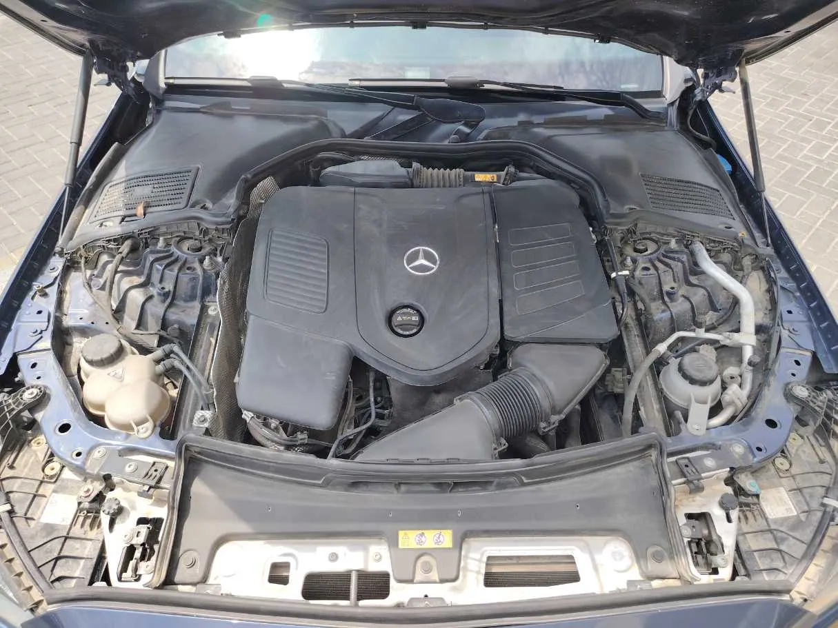 Car image 38