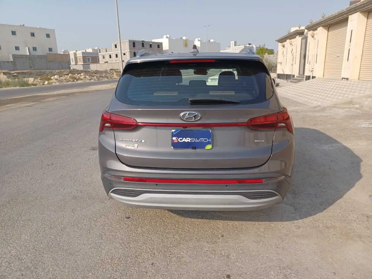 Car image 6