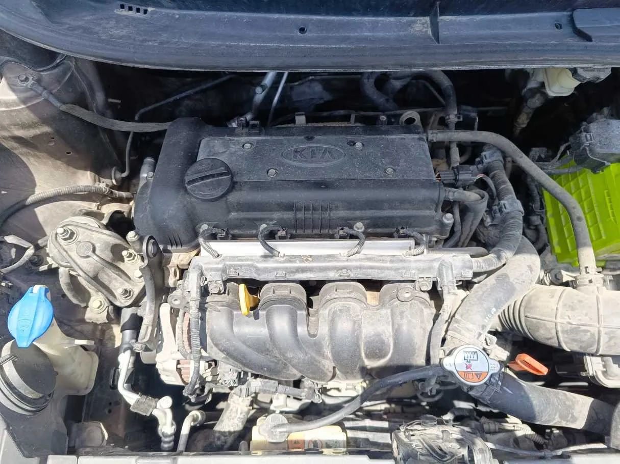 Car image 29
