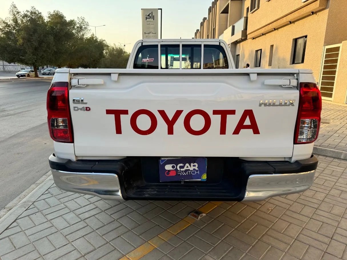 Car image 6