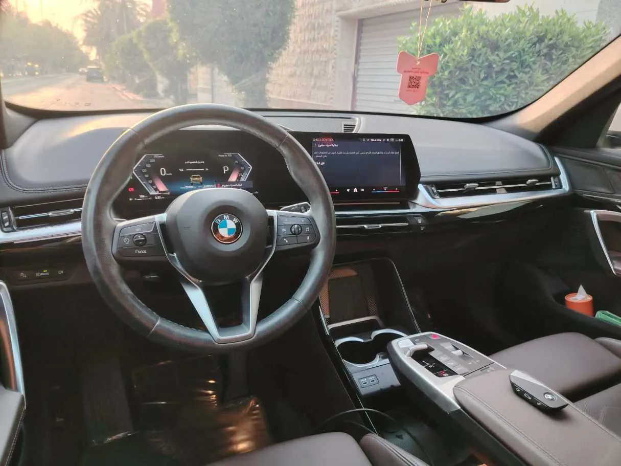Car image 28
