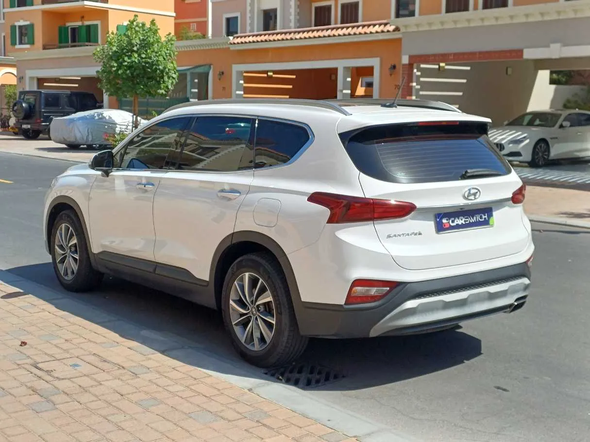 Car image 7