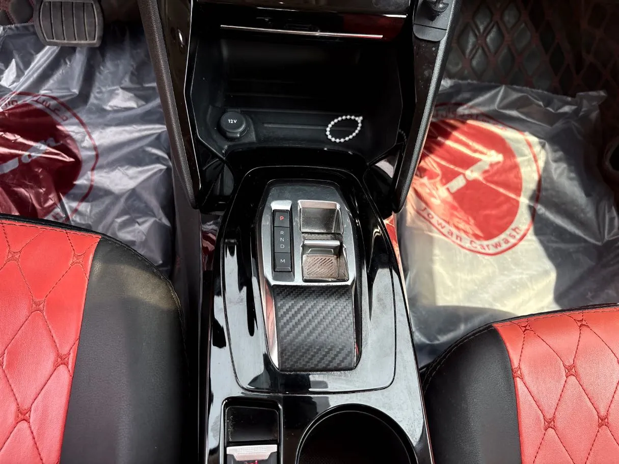 Car image 20