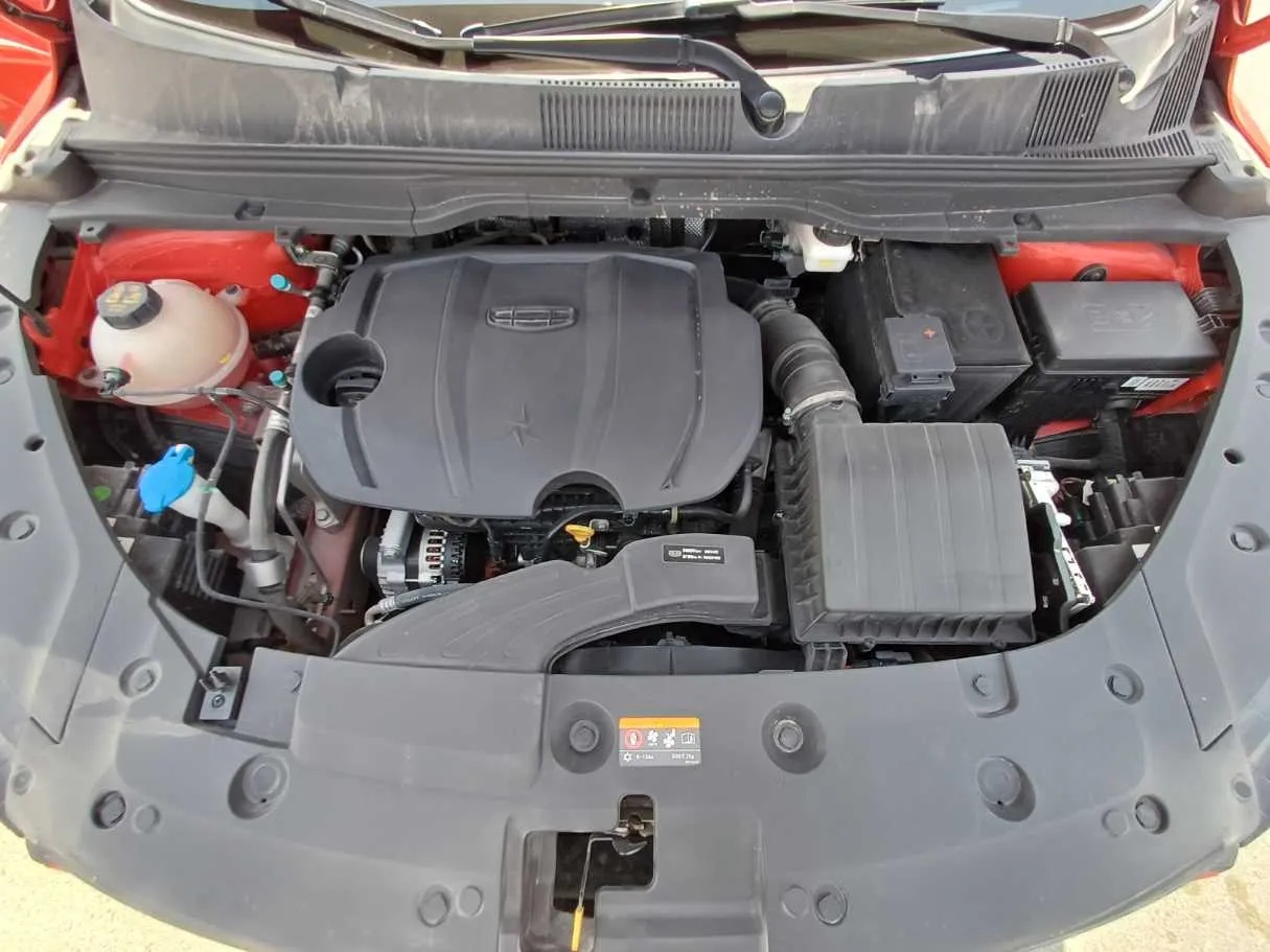 Car image 21