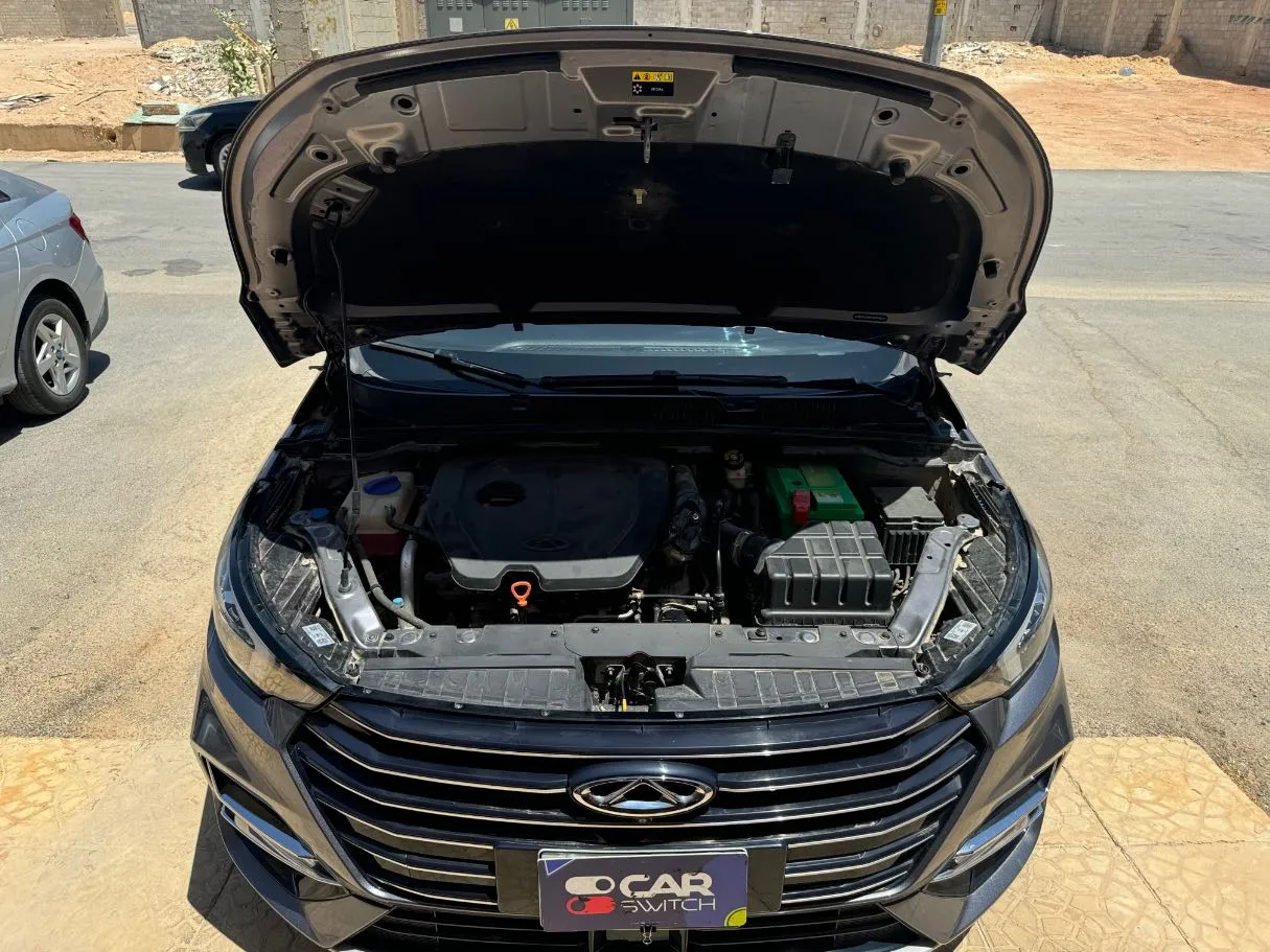 Car image 24
