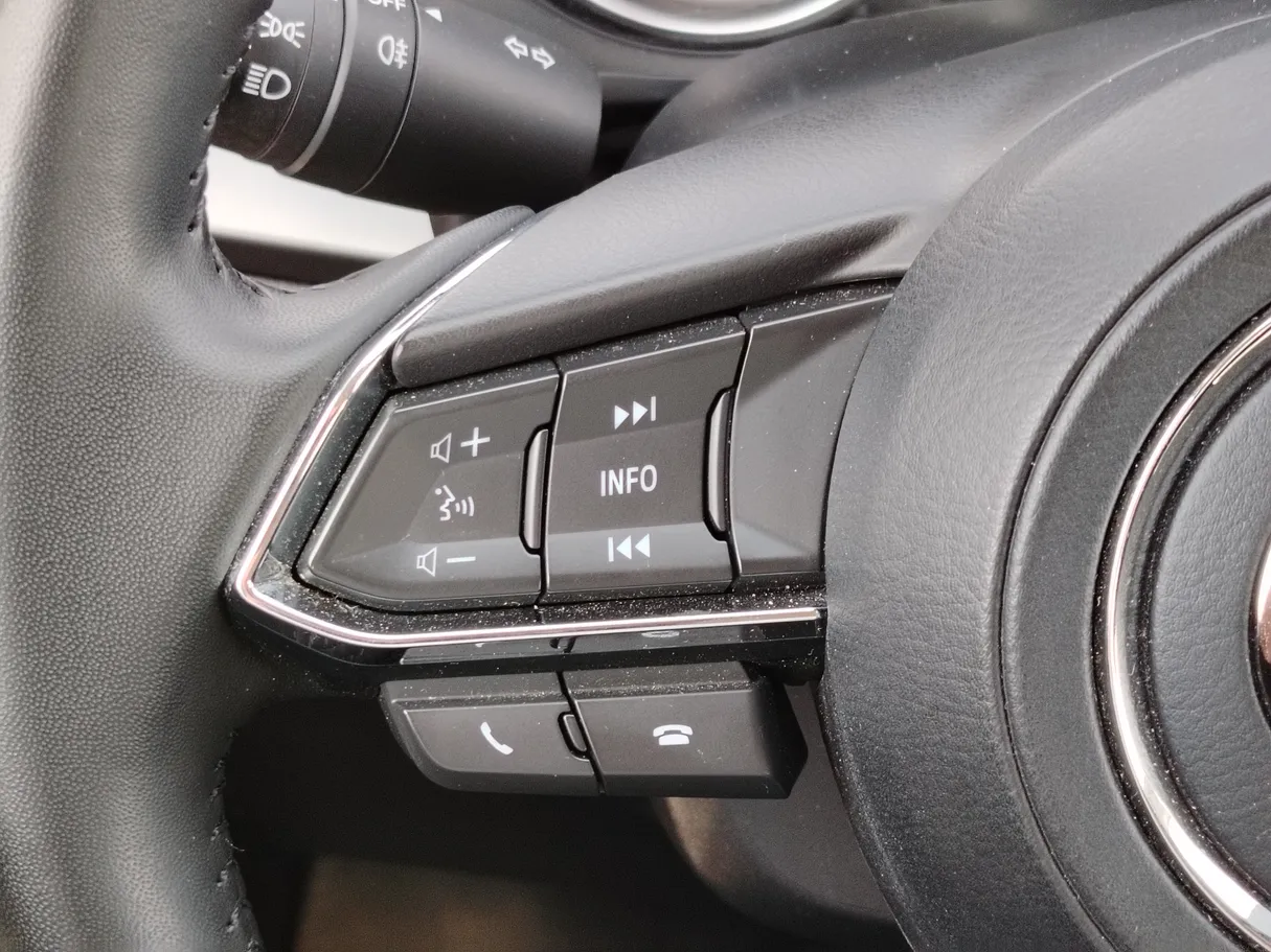 Car image 37
