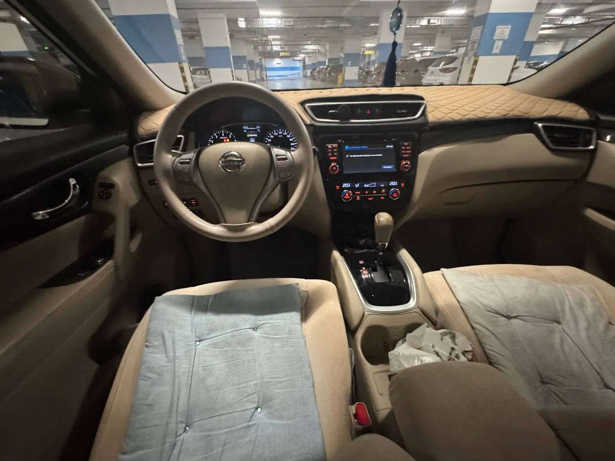 Car image 16