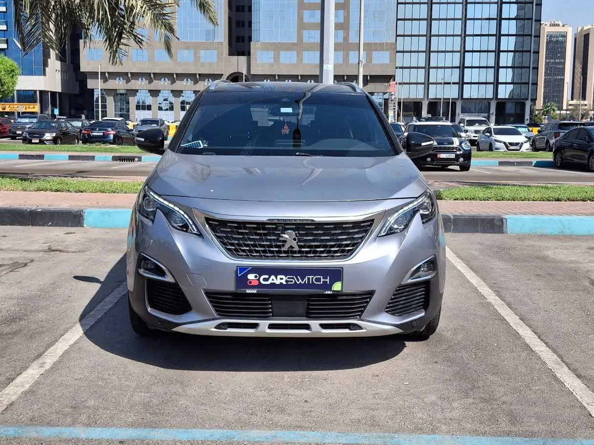 Car image 2
