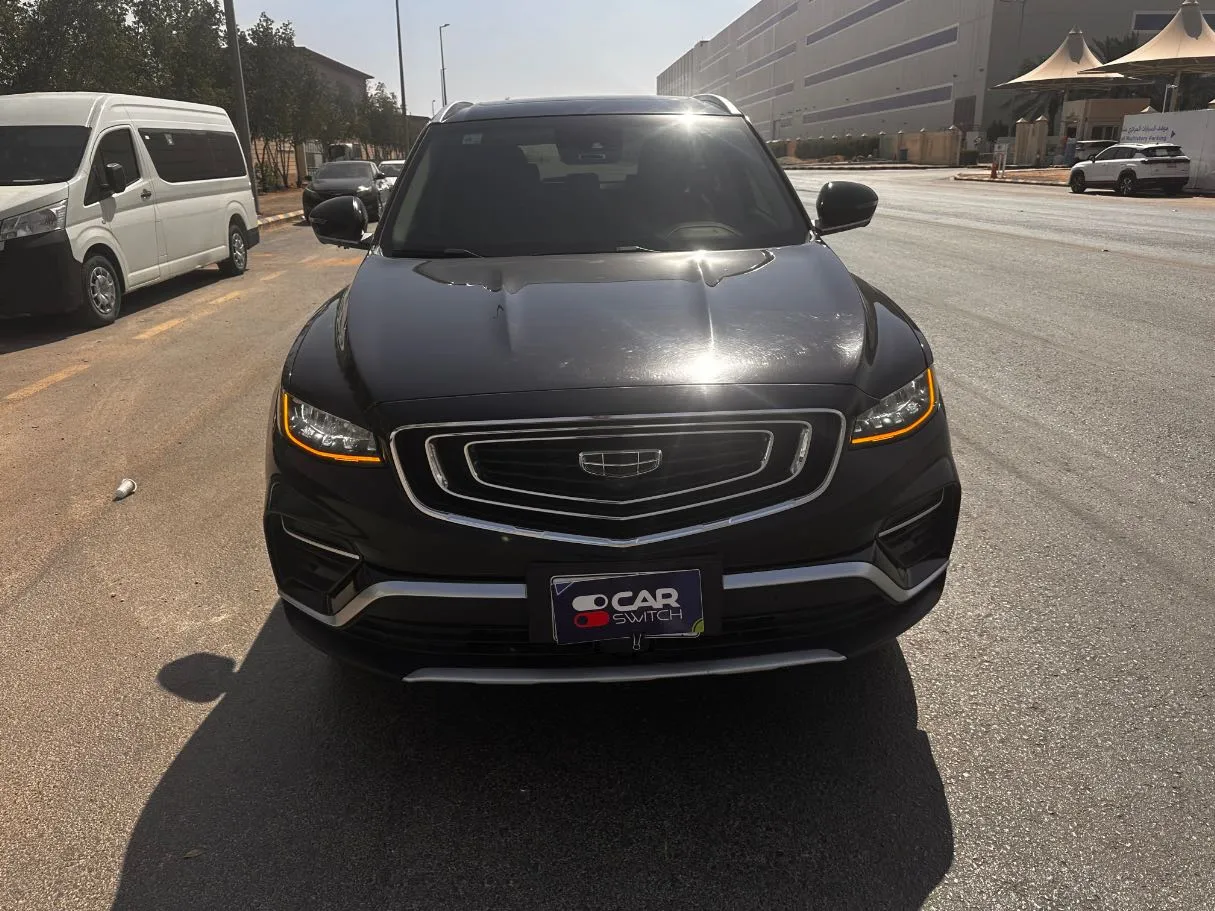 Car image 2