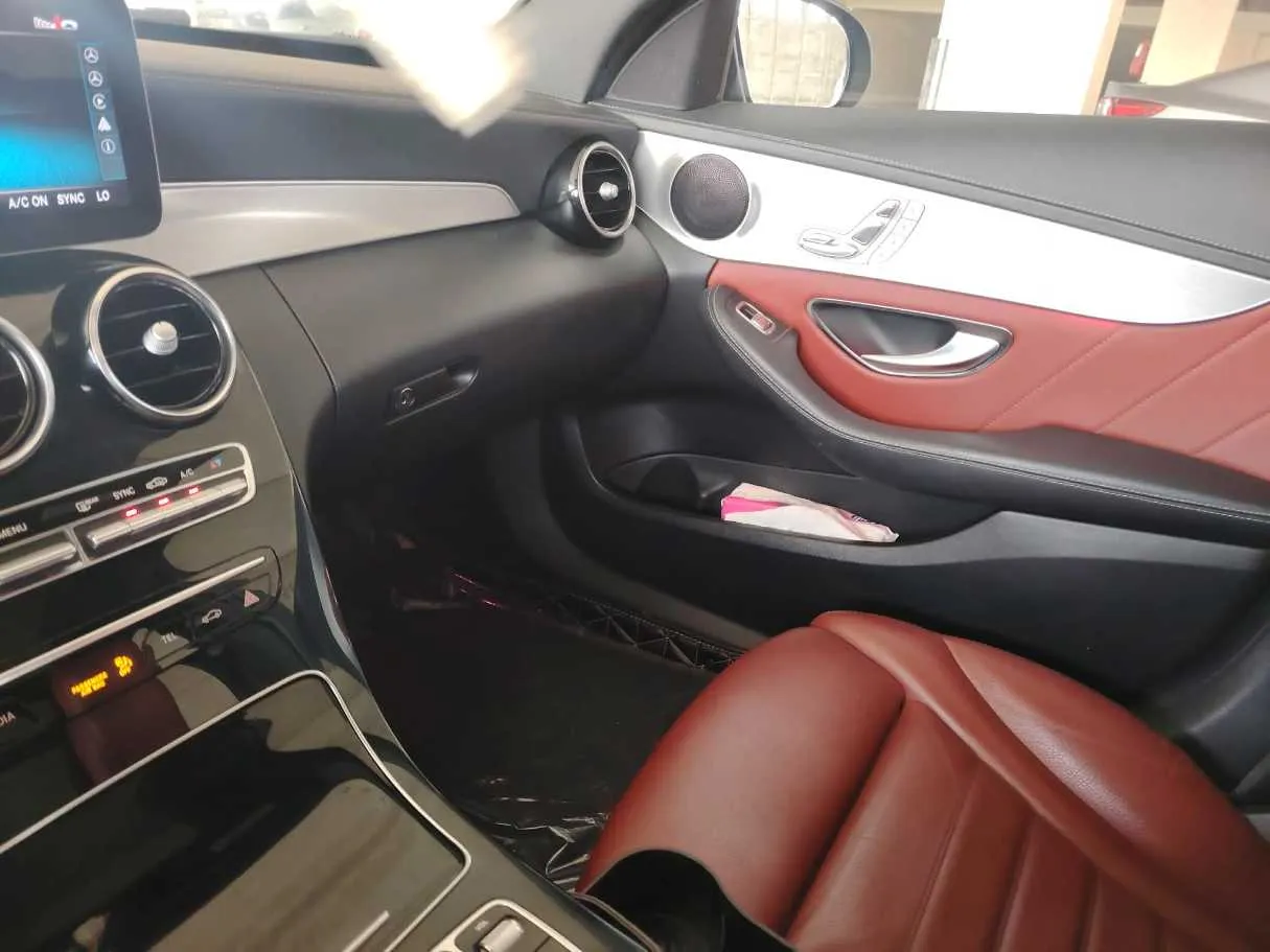 Car image 42