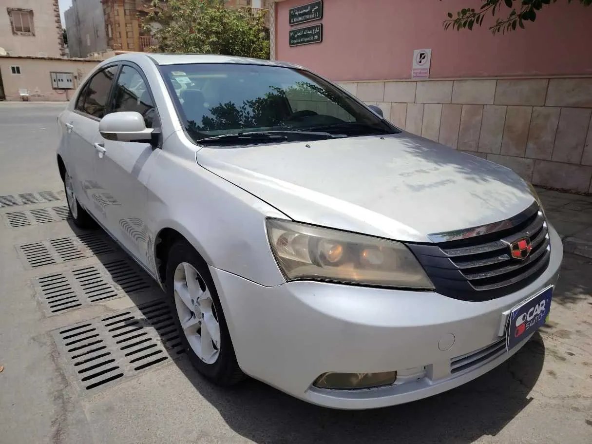 Car image 3