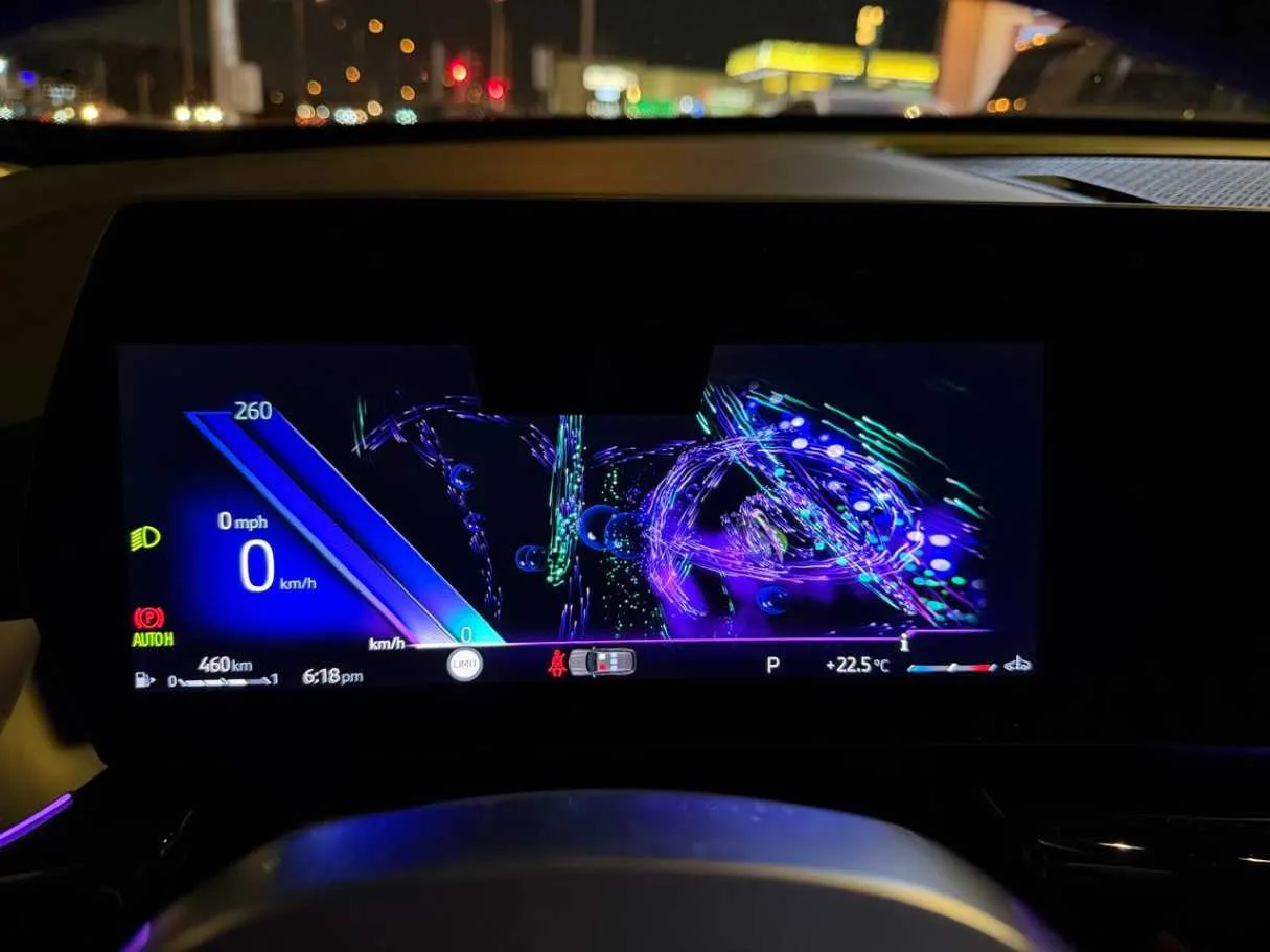 Car image 23