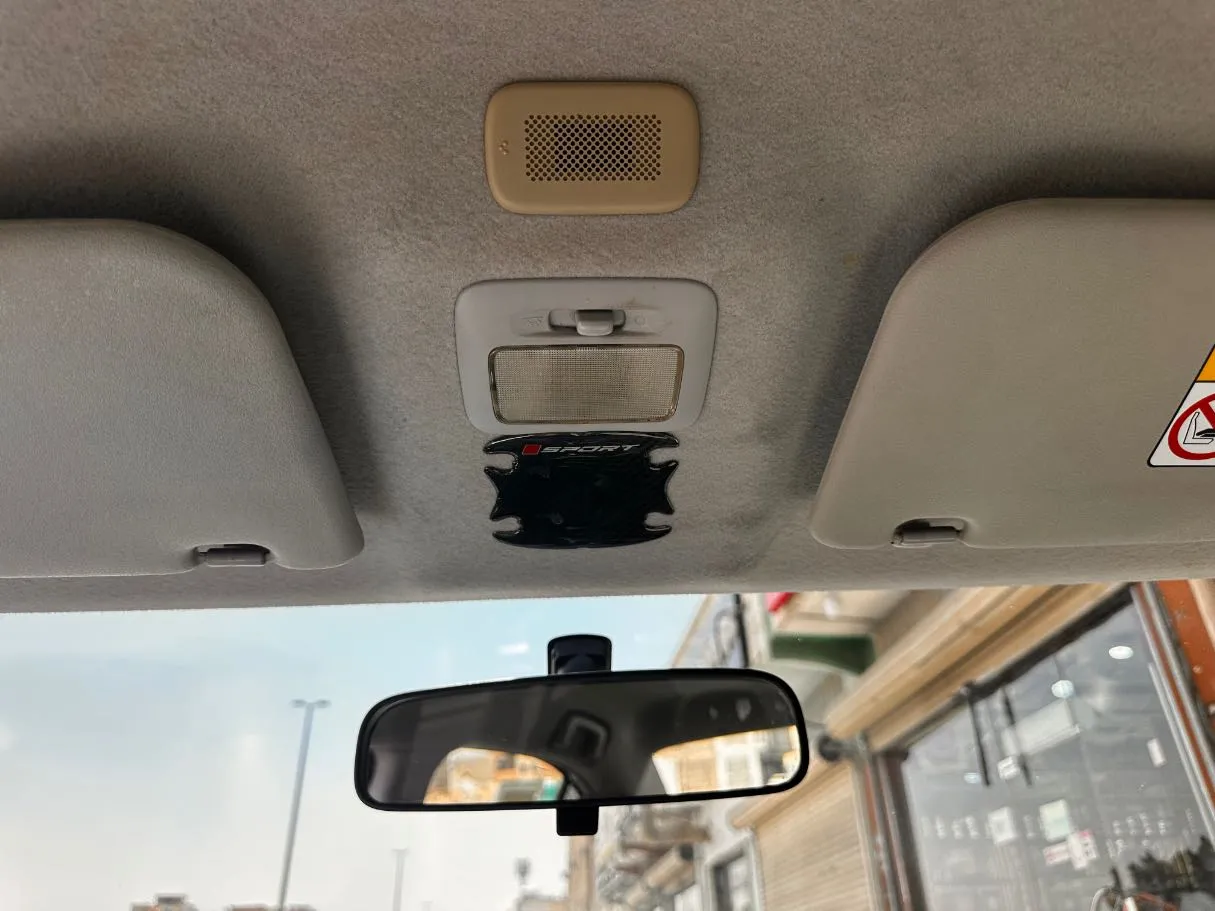Car image 21