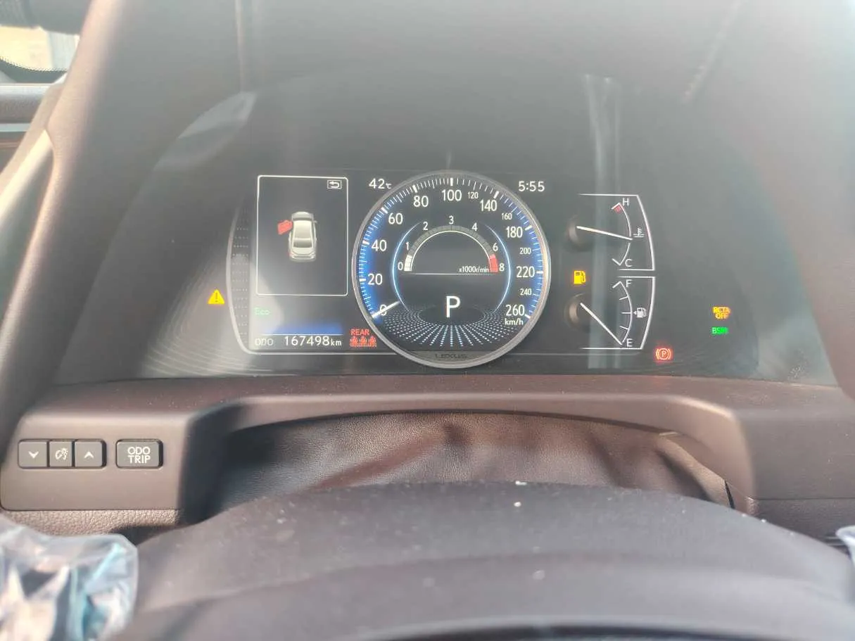 Car image 22