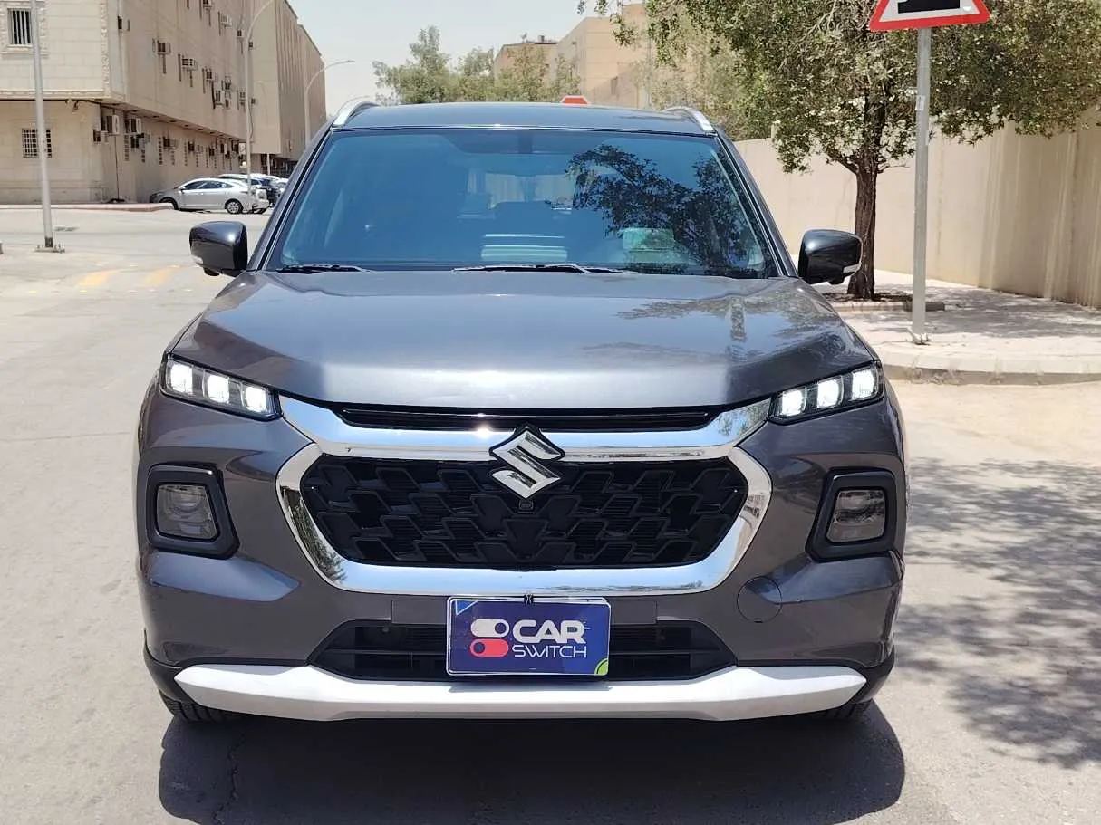 Car image 2