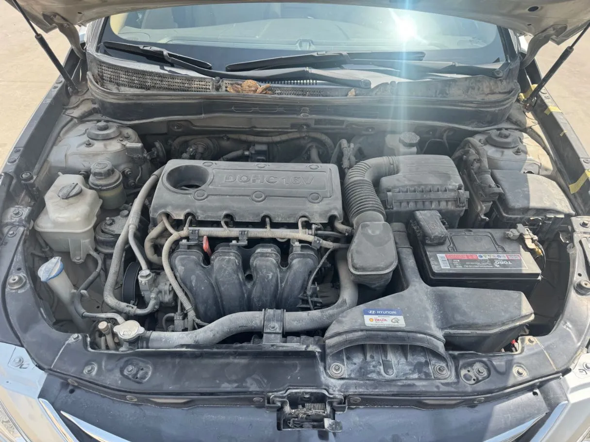 Car image 21