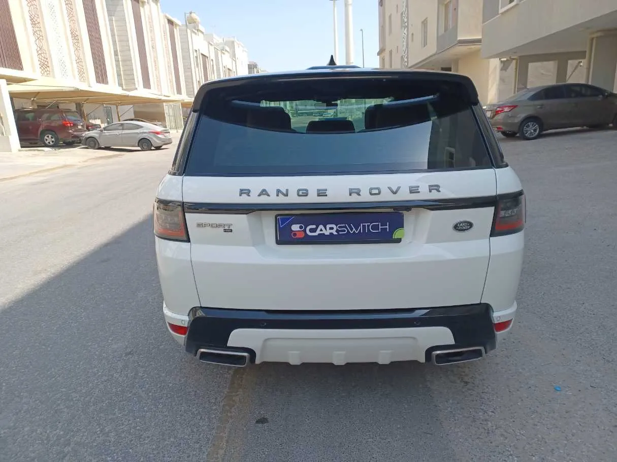 Car image 7