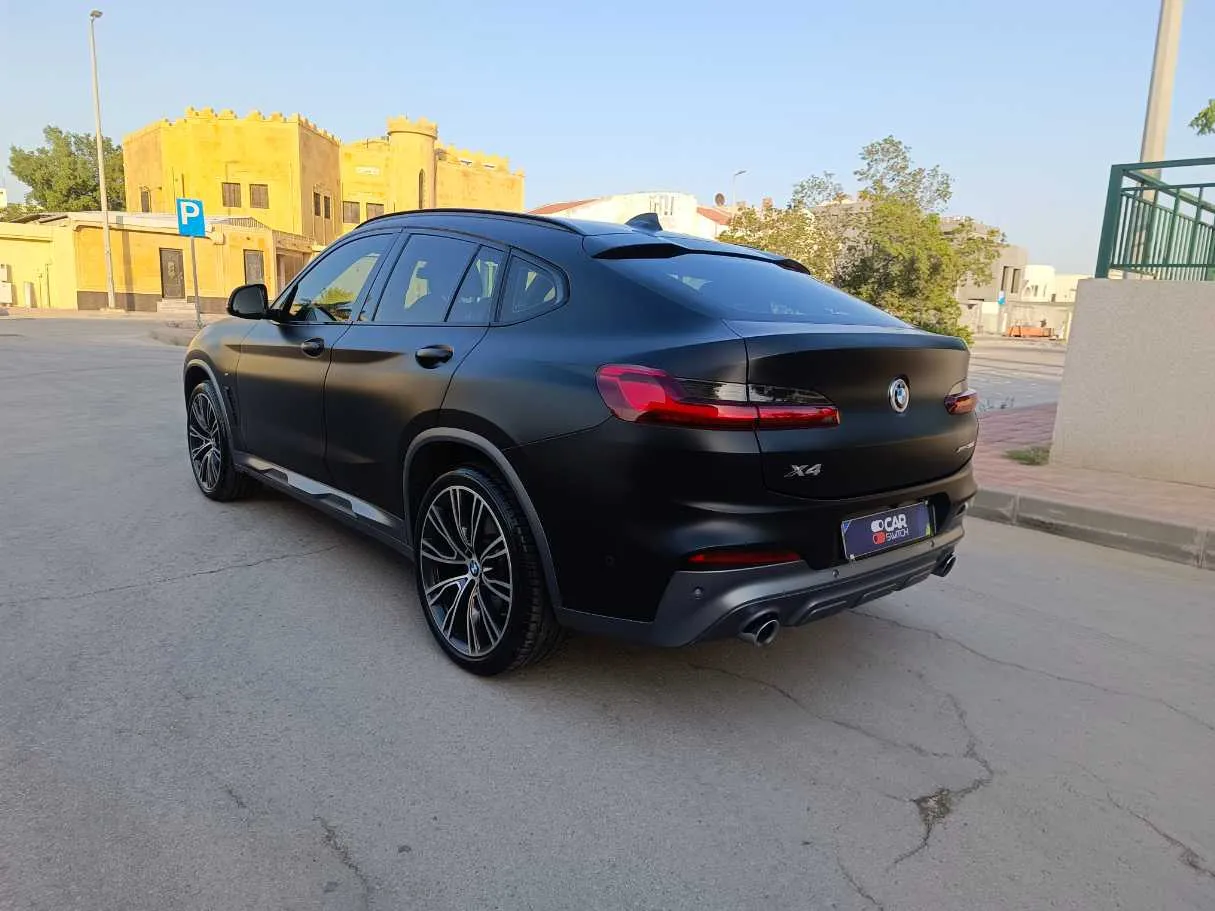 Car image 7