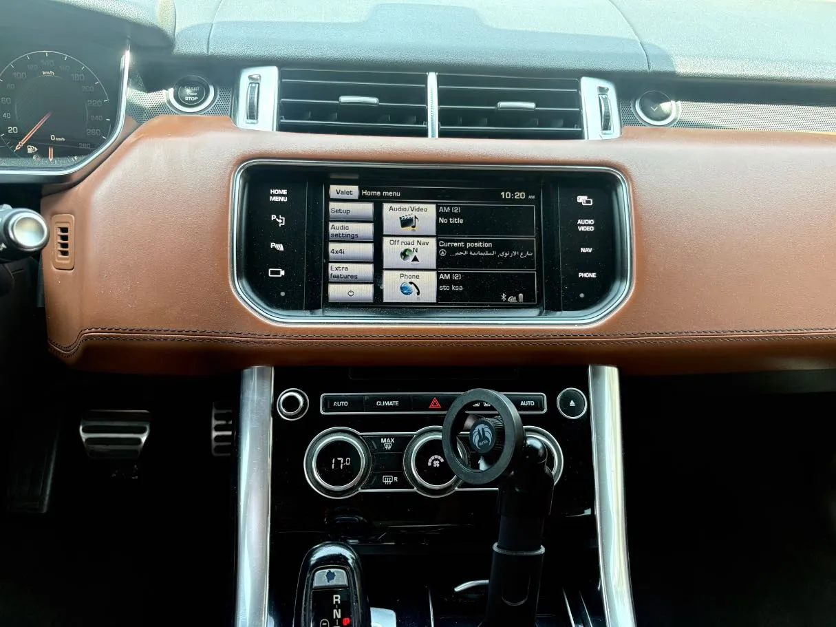 Car image 20