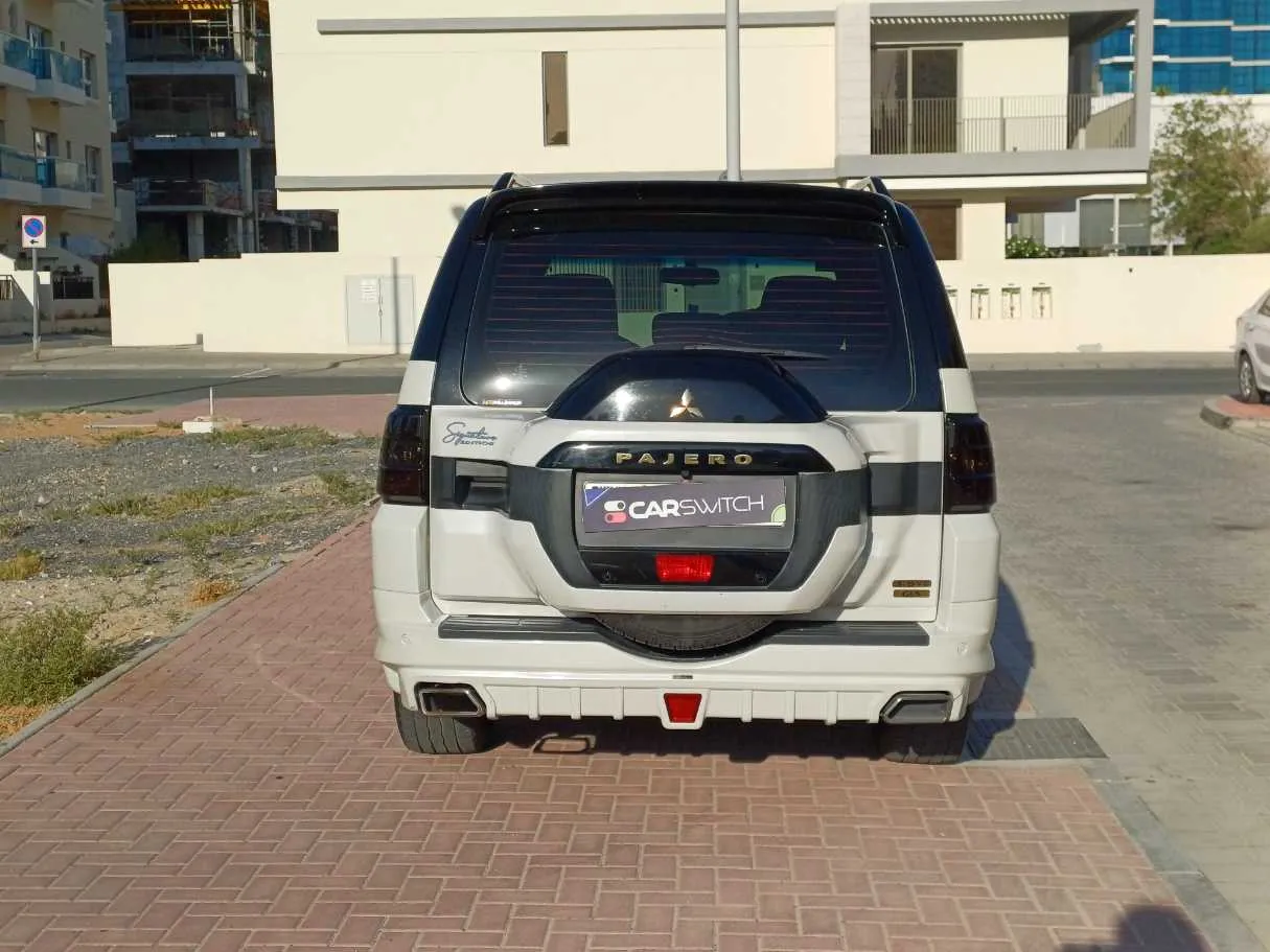 Car image 6