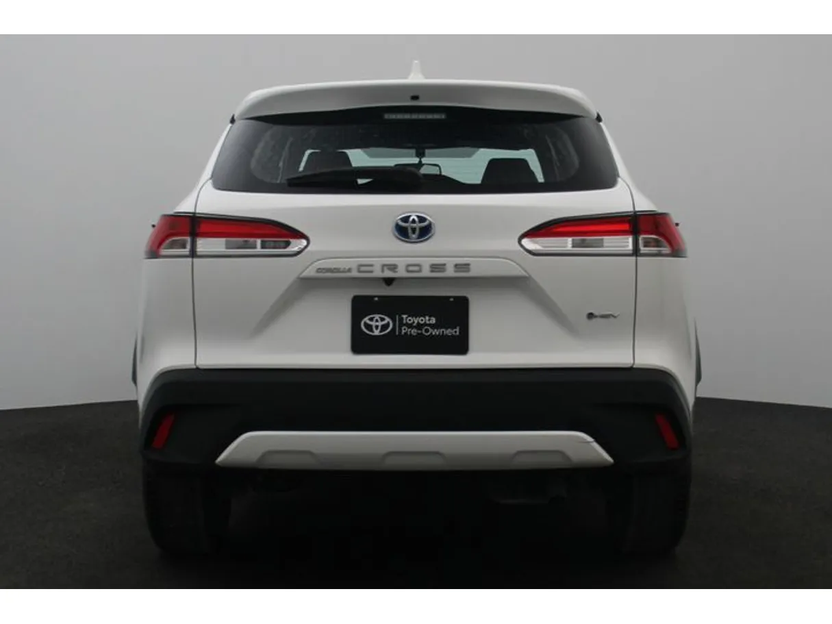 Car image 12