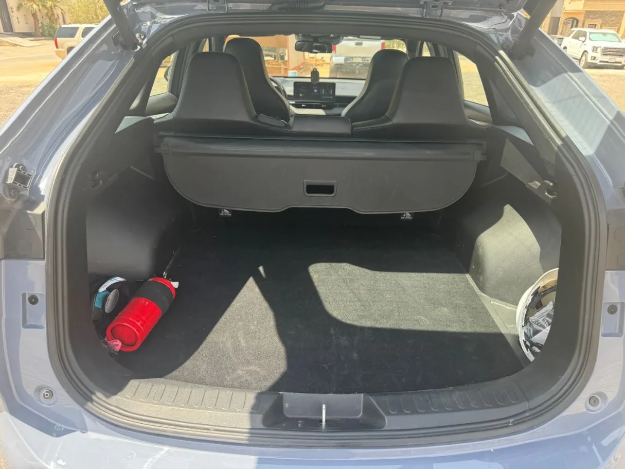 Car image 20