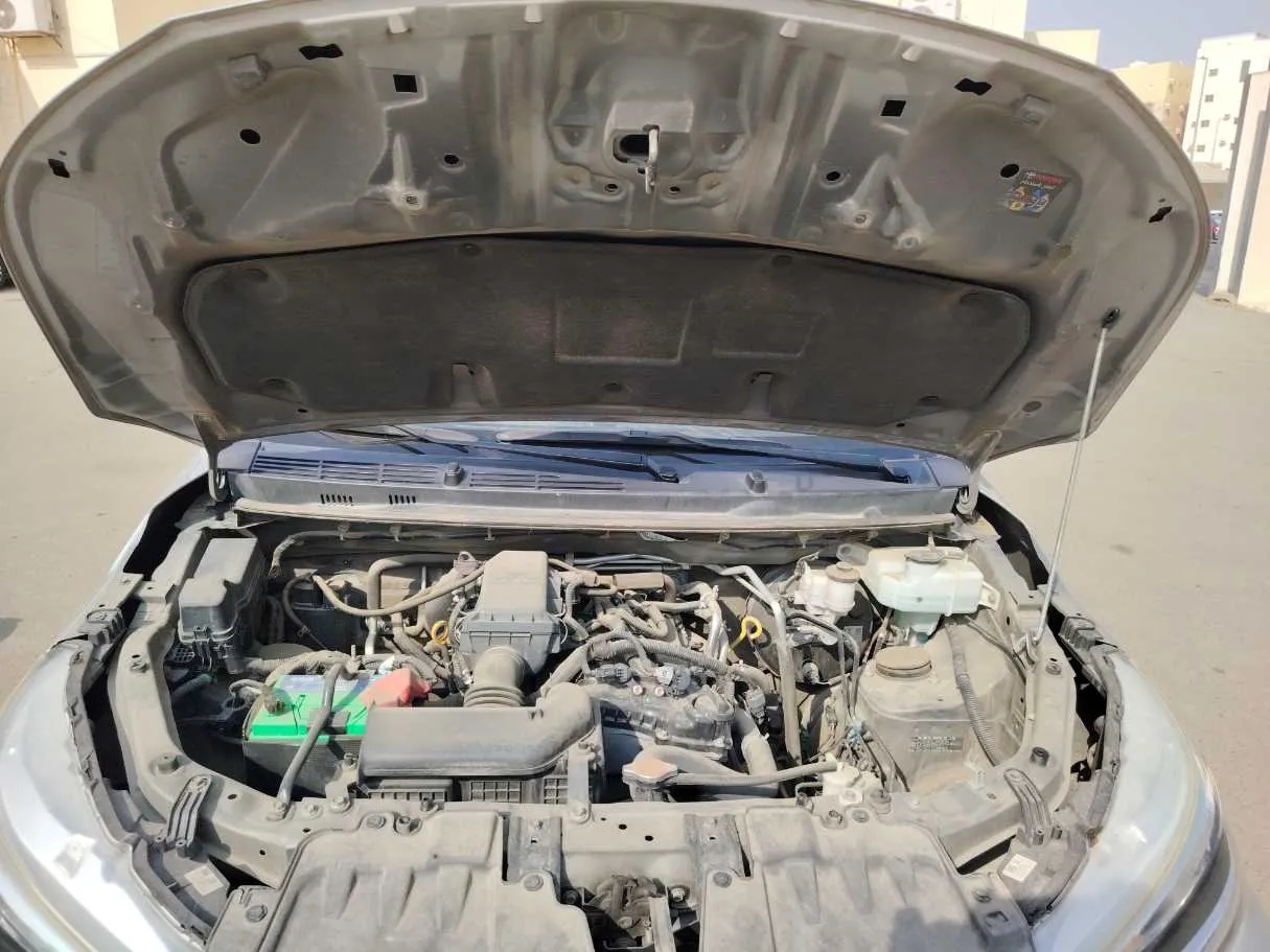 Car image 28