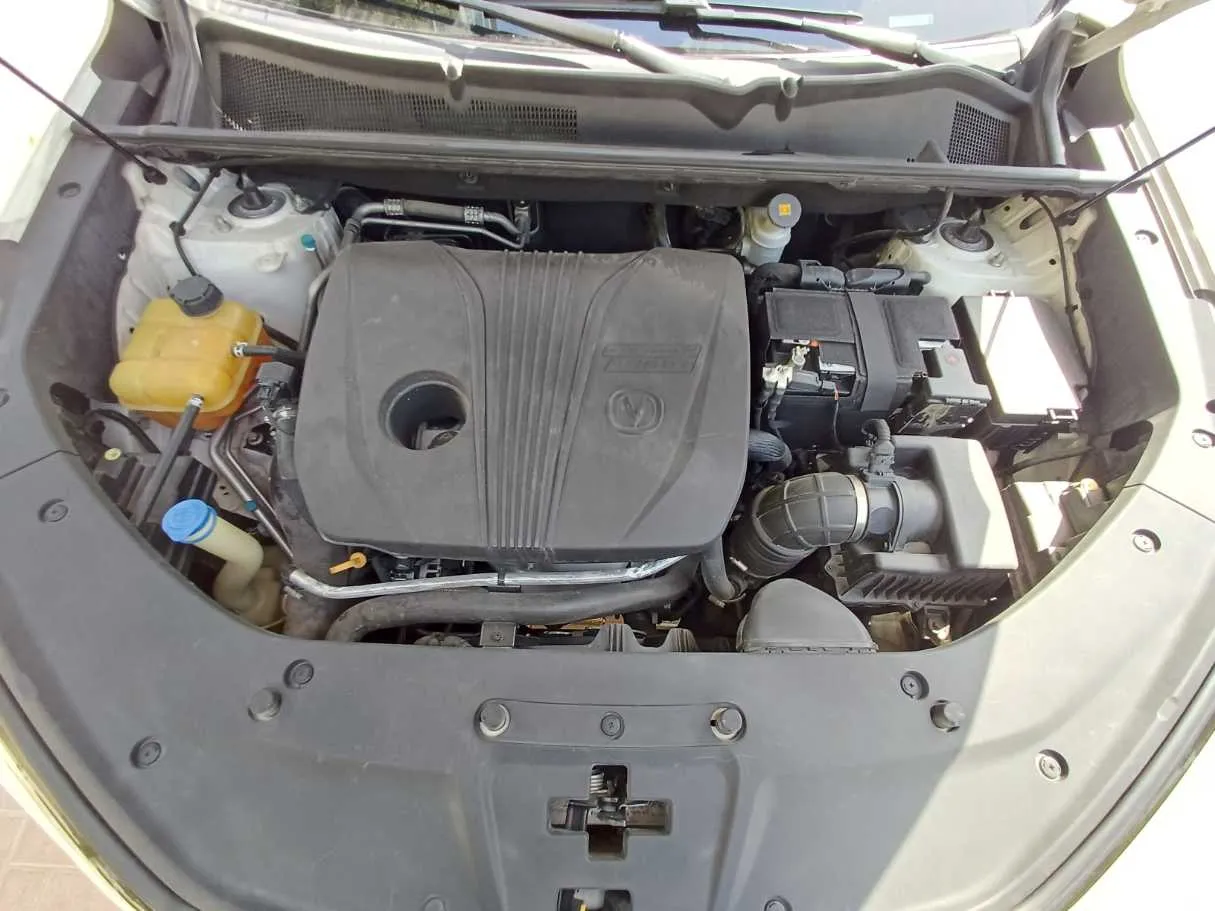 Car image 21