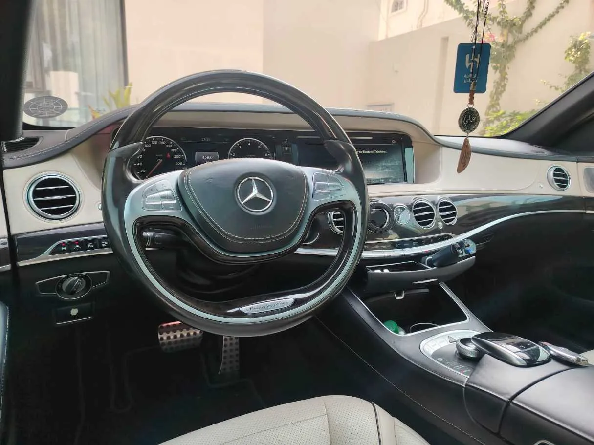 Car image 29