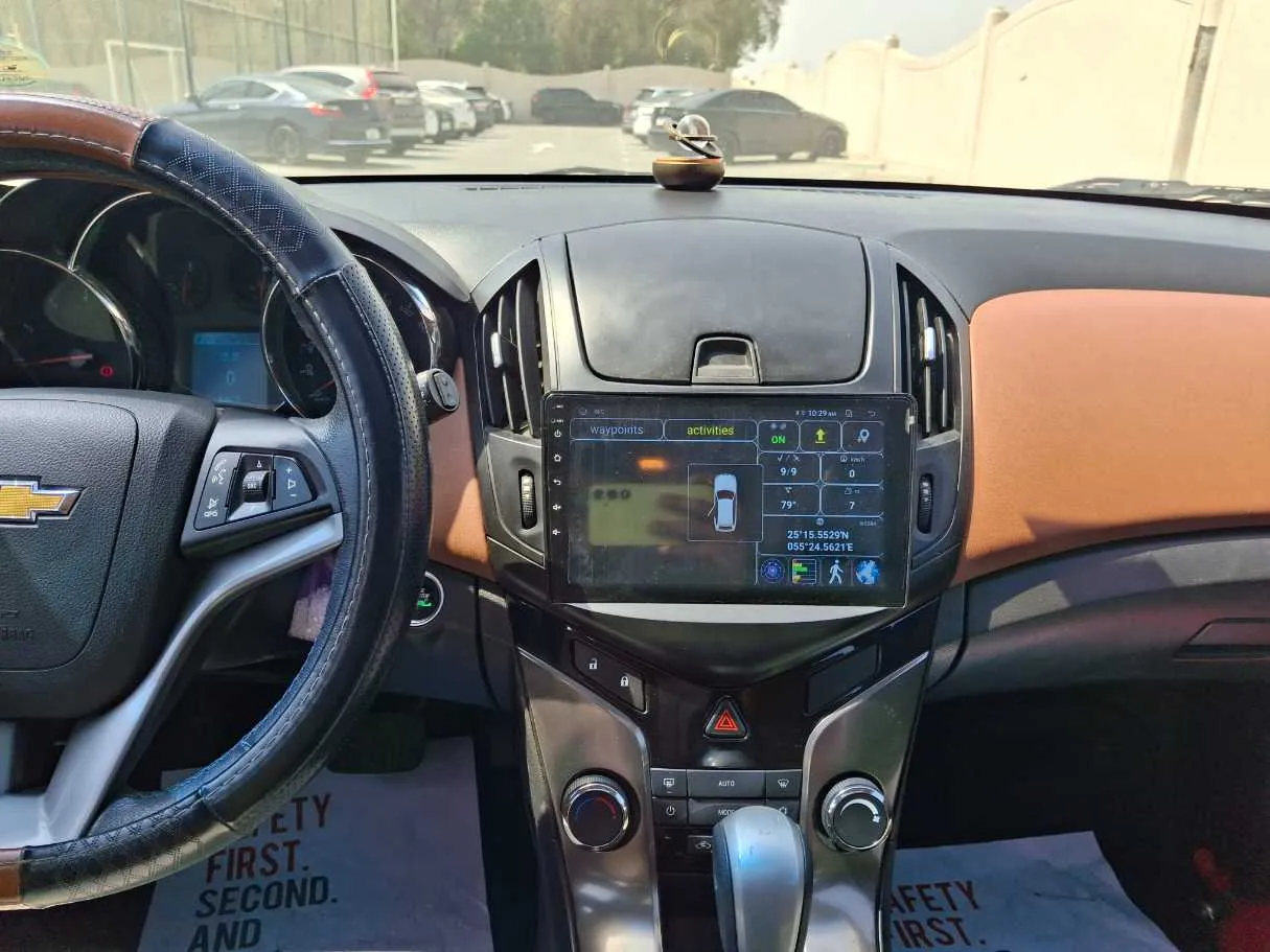 Car image 16