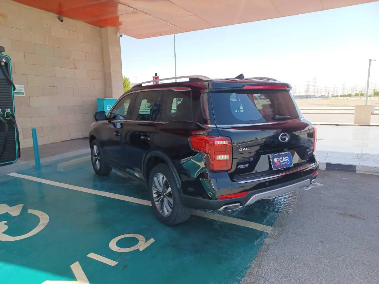 Car image 6