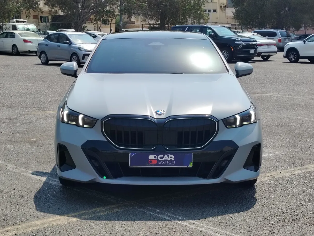 Car image 2