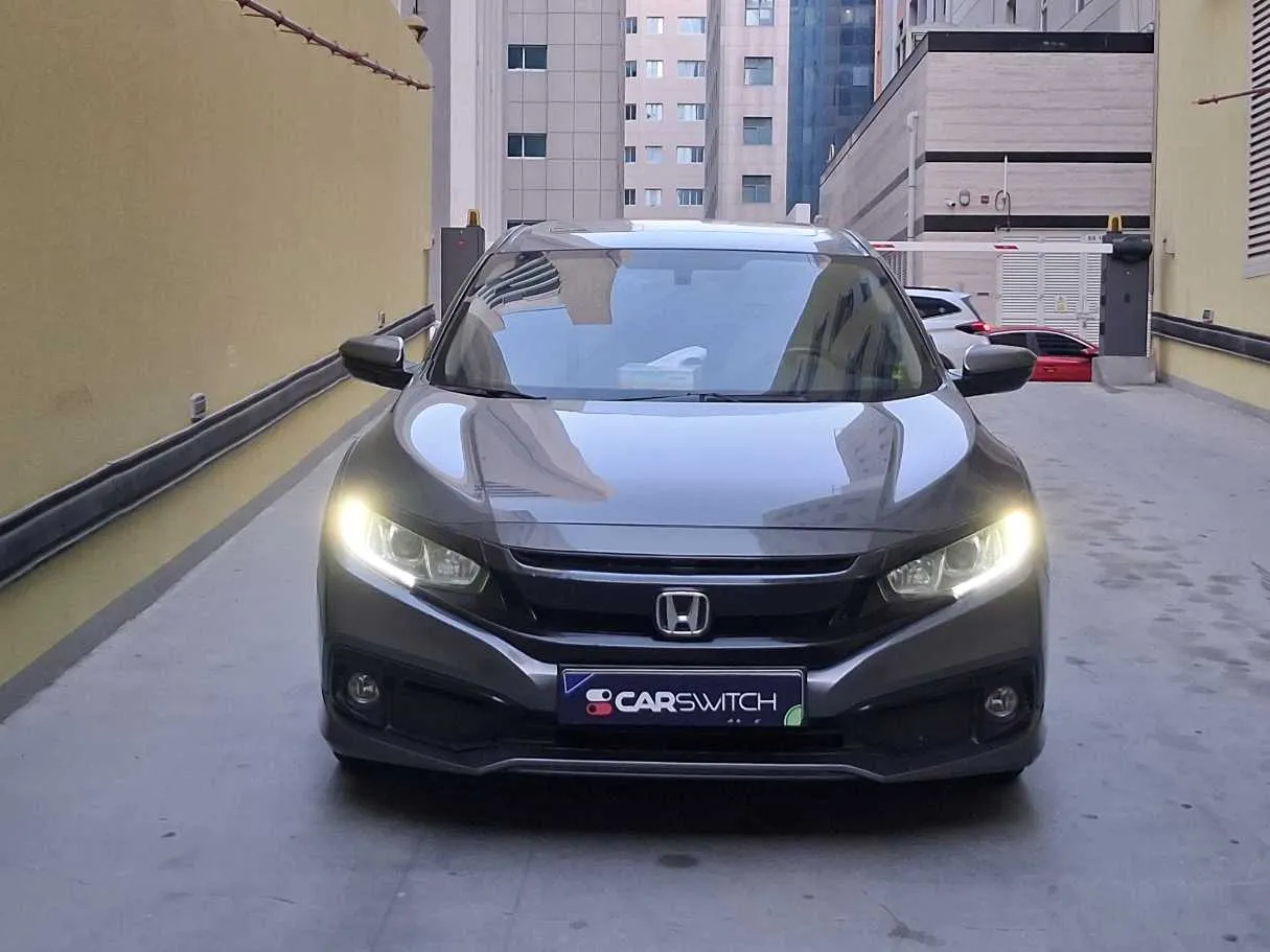 Car image 2