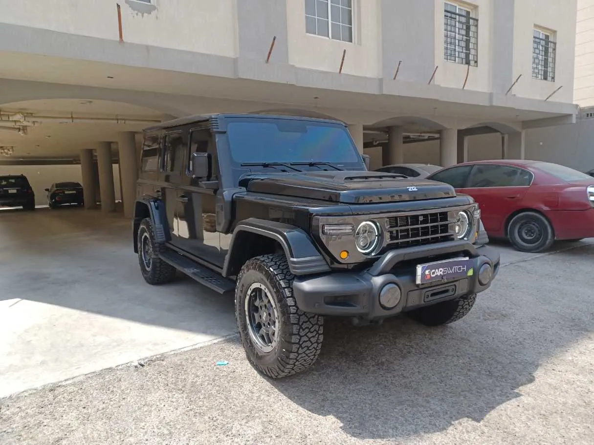 Car image 3