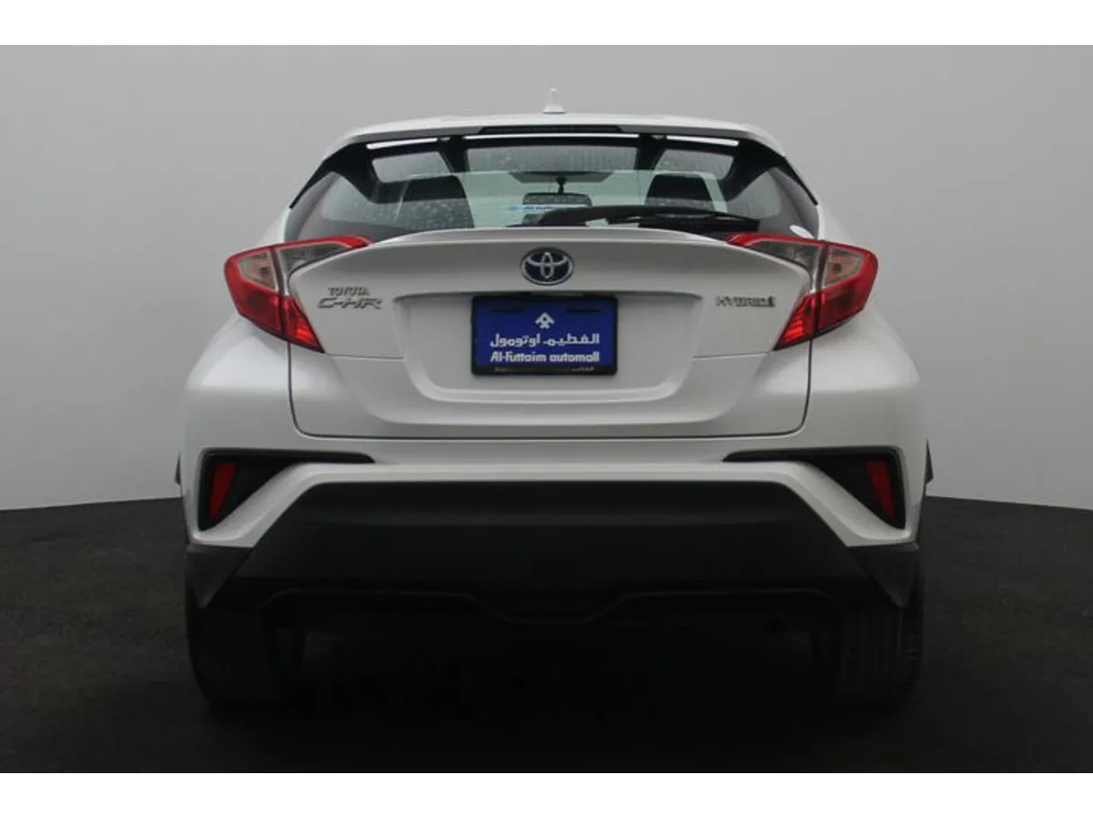 Car image 12