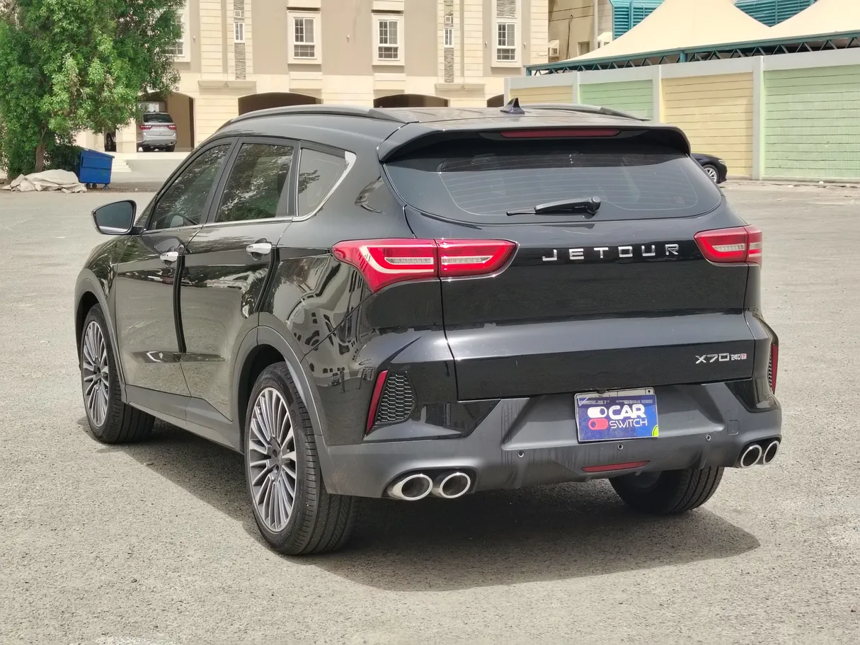 Car image 7