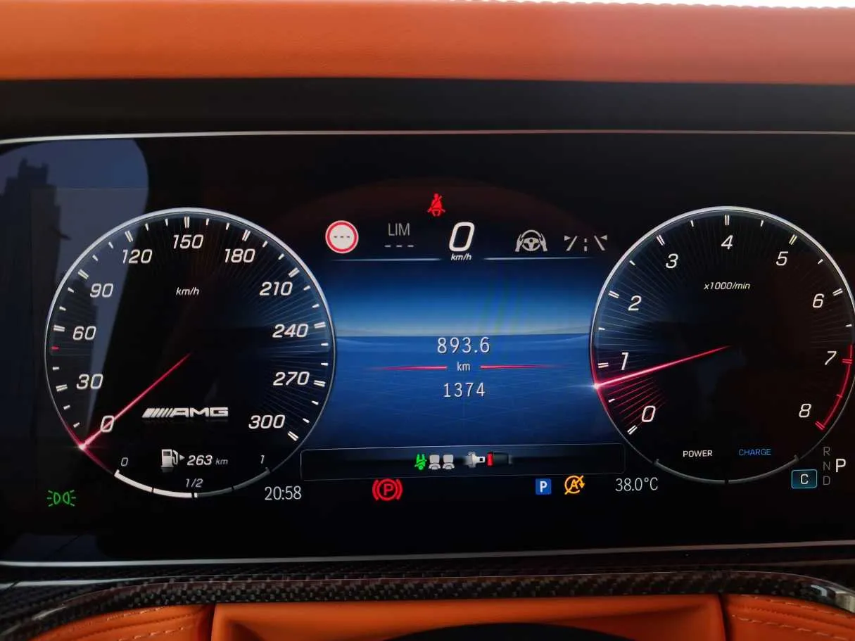 Car image 20