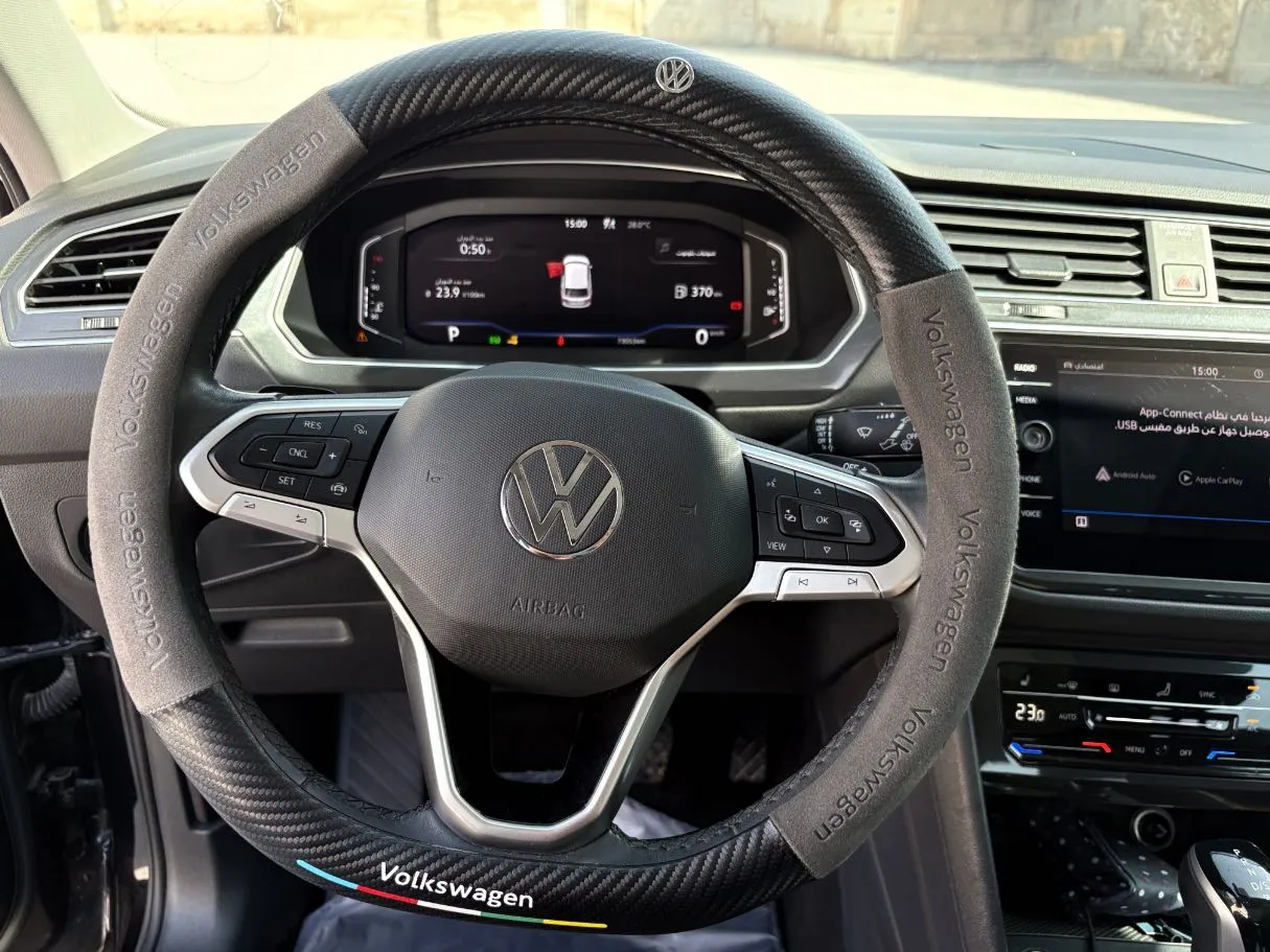 Car image 21