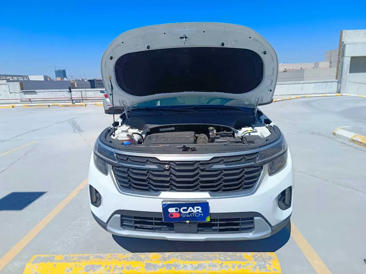 Car image 39