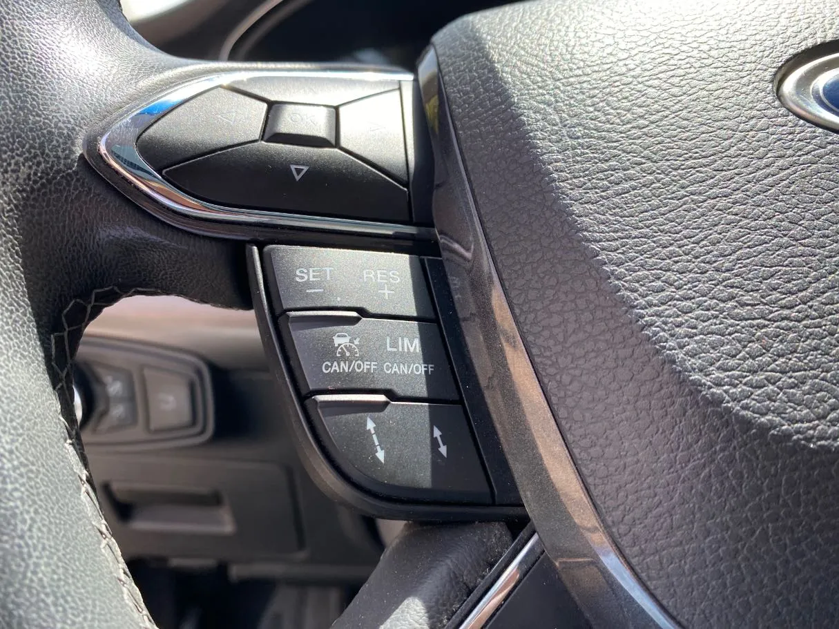 Car image 31