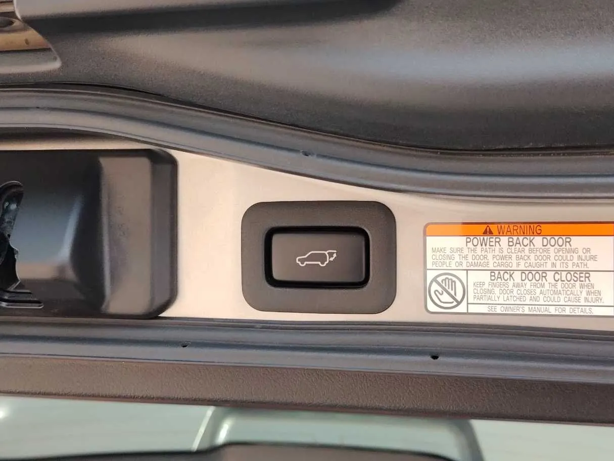 Car image 41