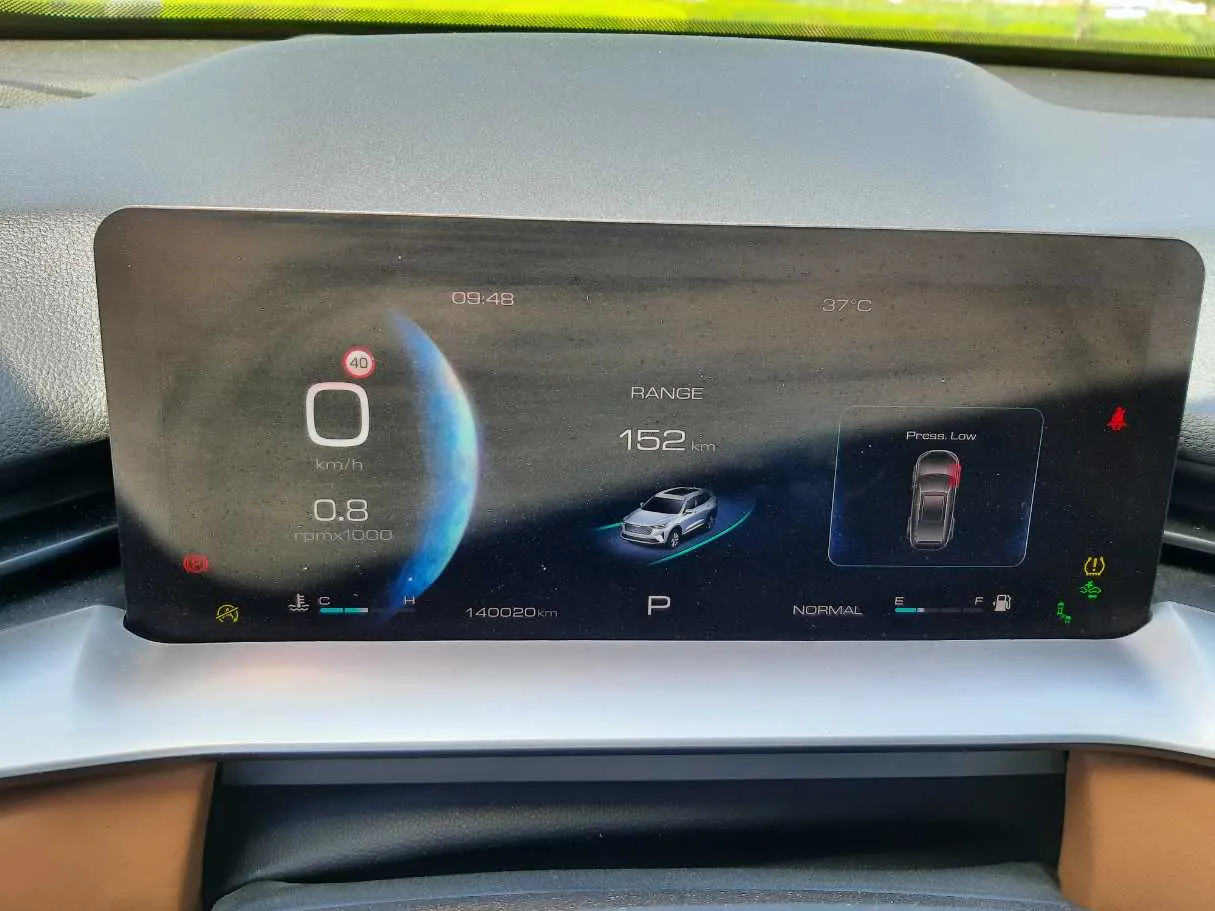 Car image 18