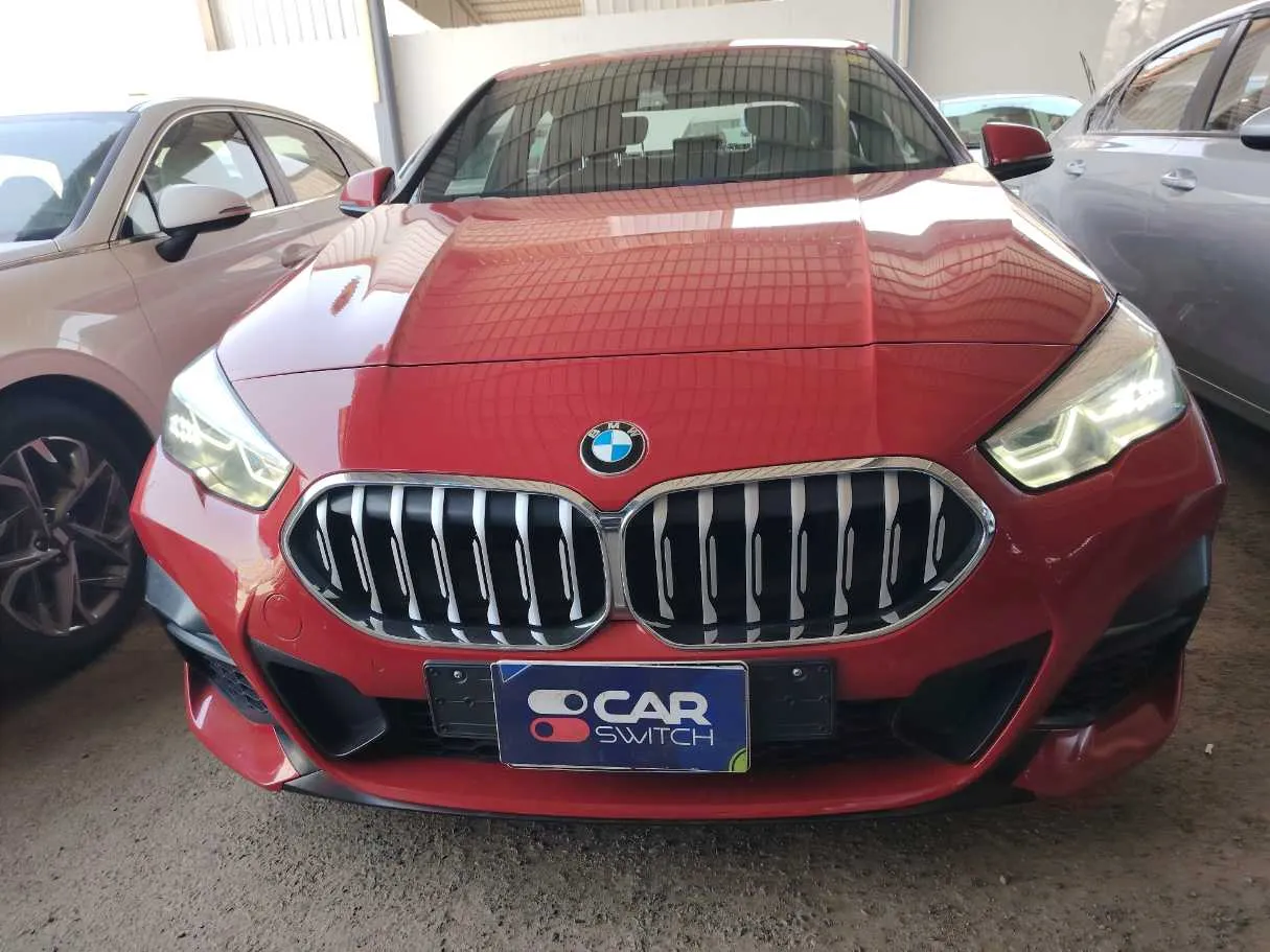 Car image 2