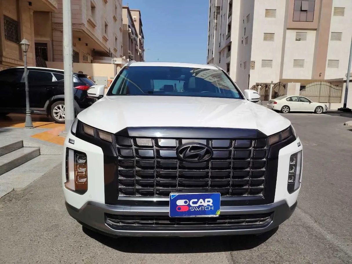 Car image 2