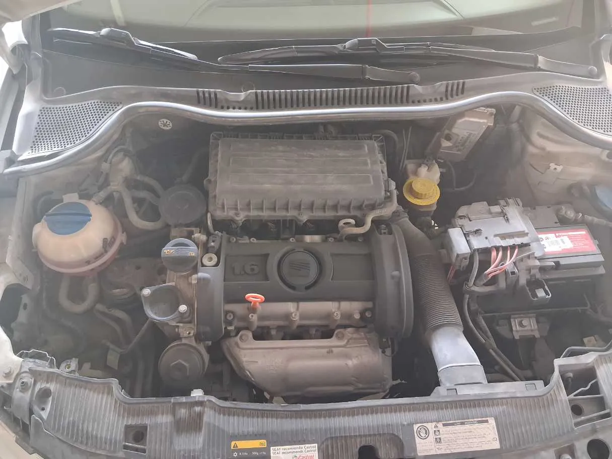 Car image 21