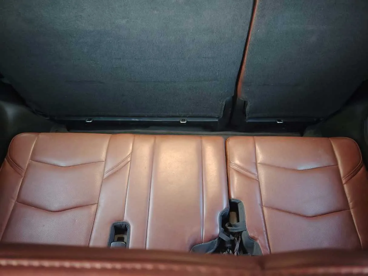 Car image 36