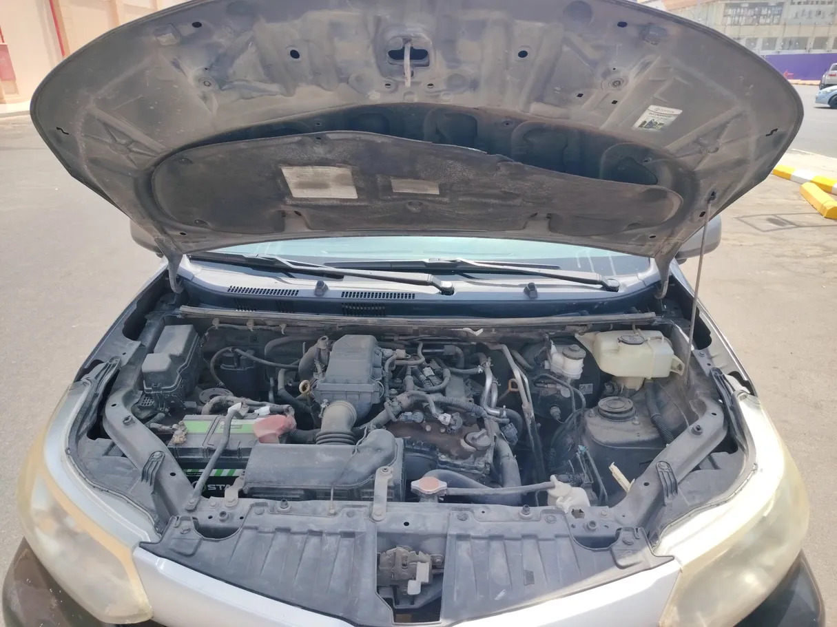 Car image 27