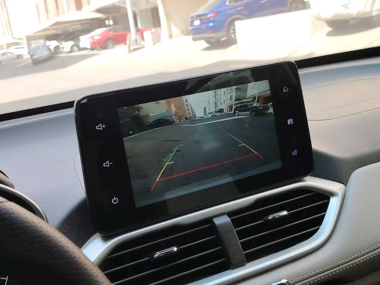 Car image 21
