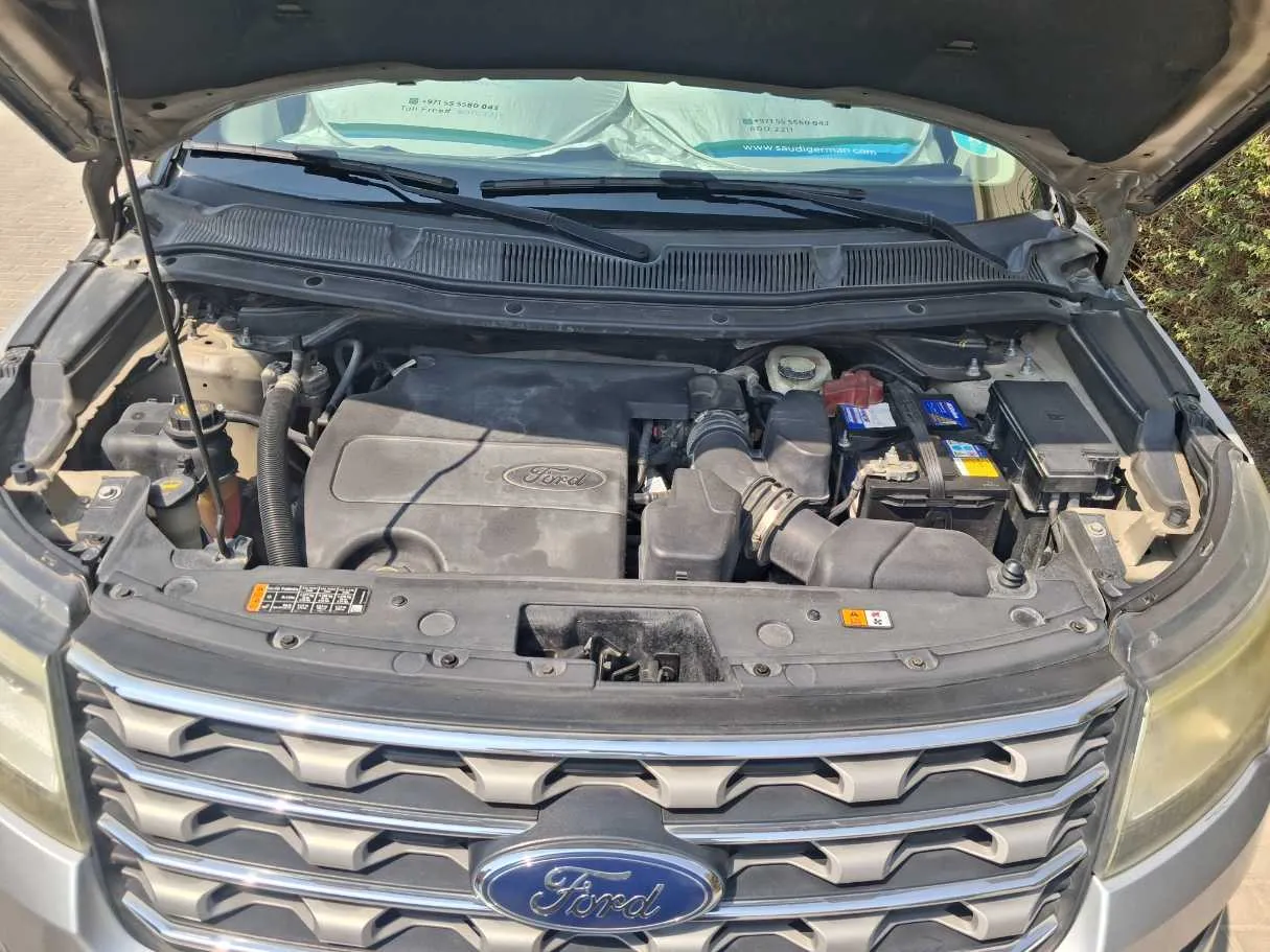Car image 21