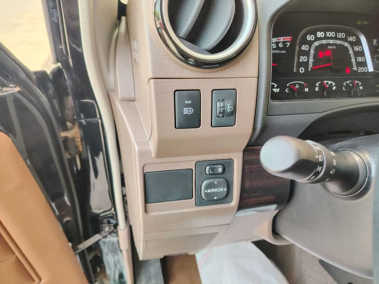 Car image 41
